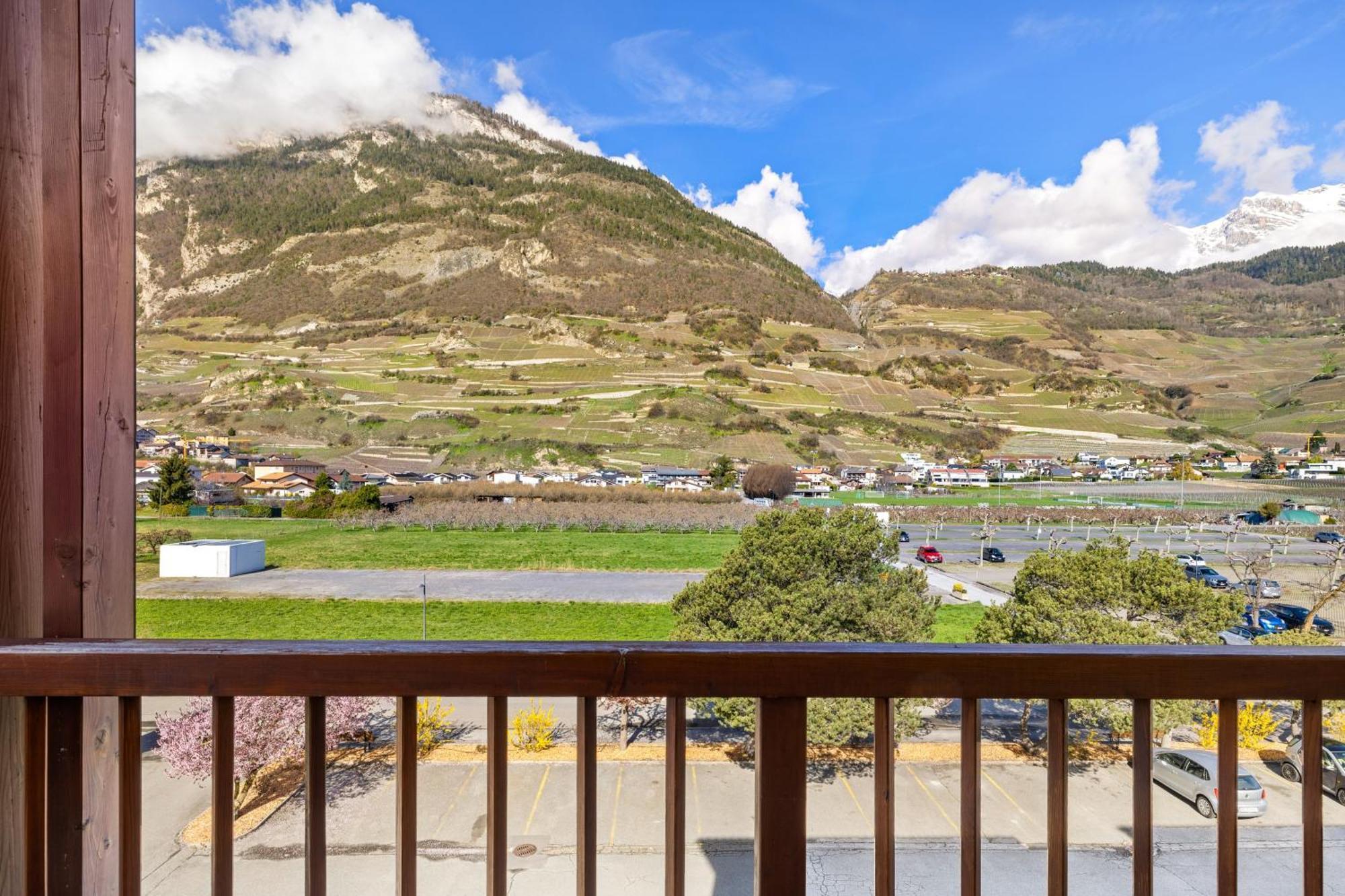 Duplex Cosy Aux Bains De Saillon Apartman Kültér fotó