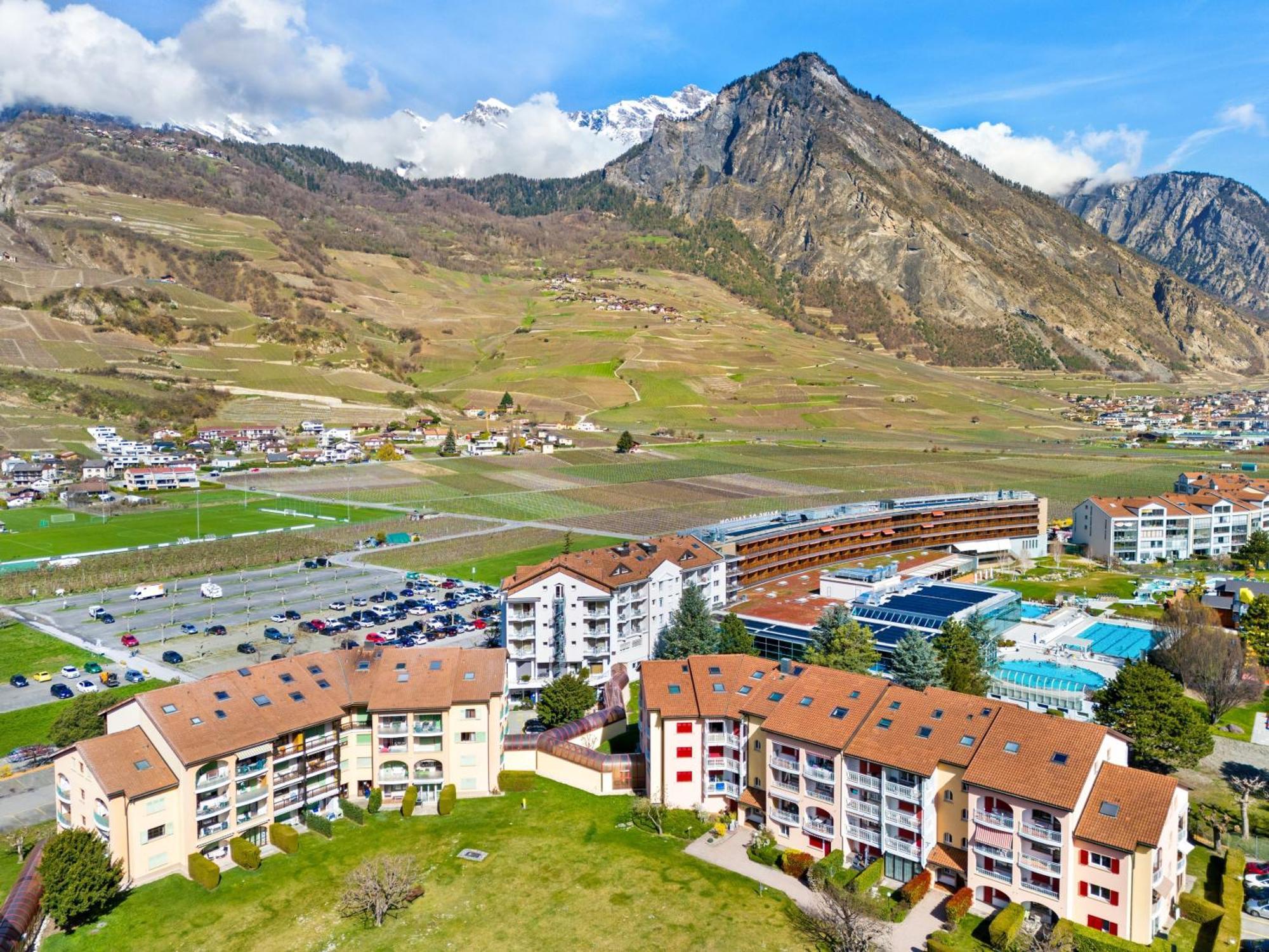 Duplex Cosy Aux Bains De Saillon Apartman Kültér fotó