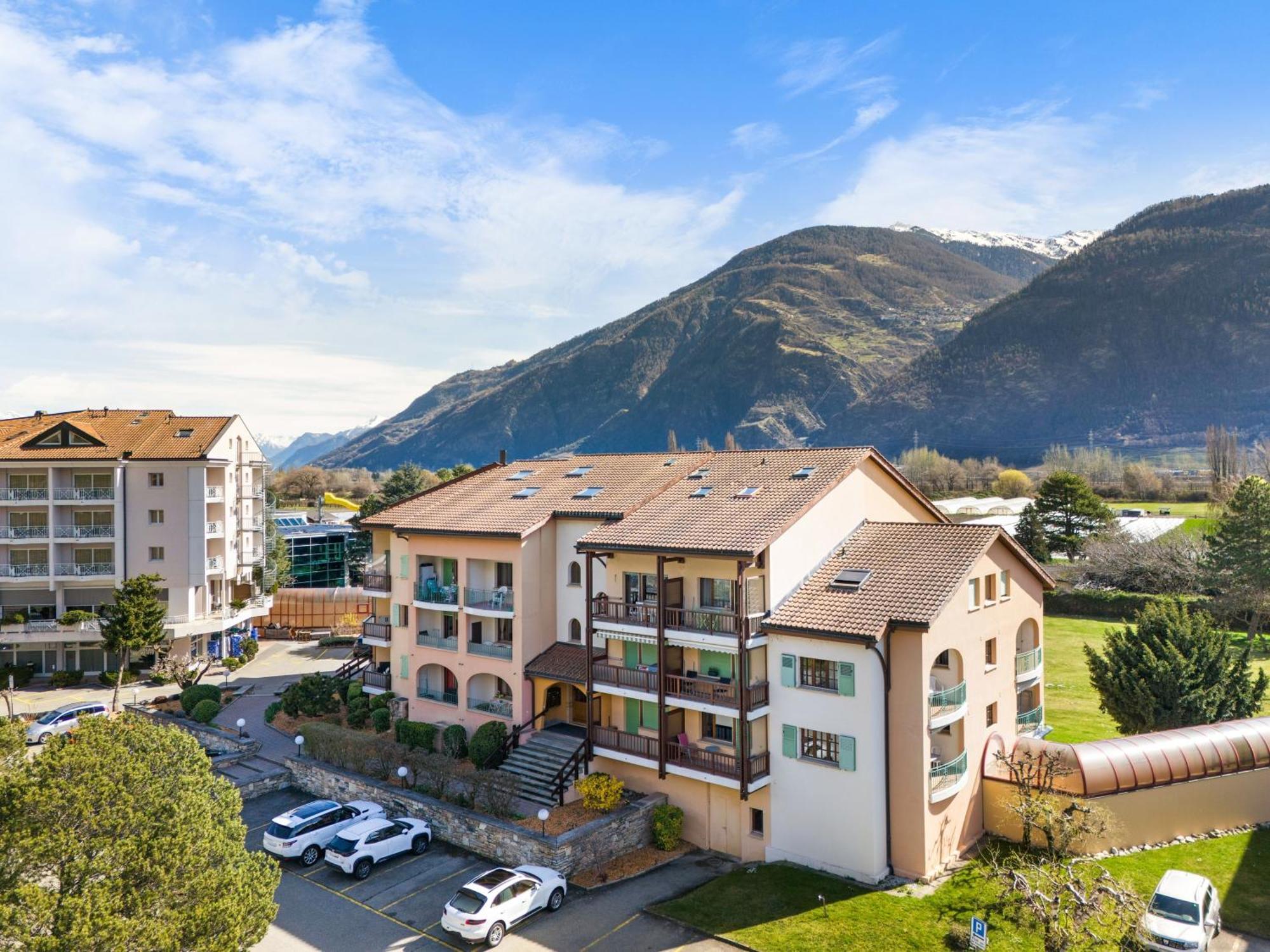 Duplex Cosy Aux Bains De Saillon Apartman Kültér fotó